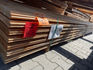Ca. 84x Douglas Wisselsponning, 18x190mm, lengte 400cm
